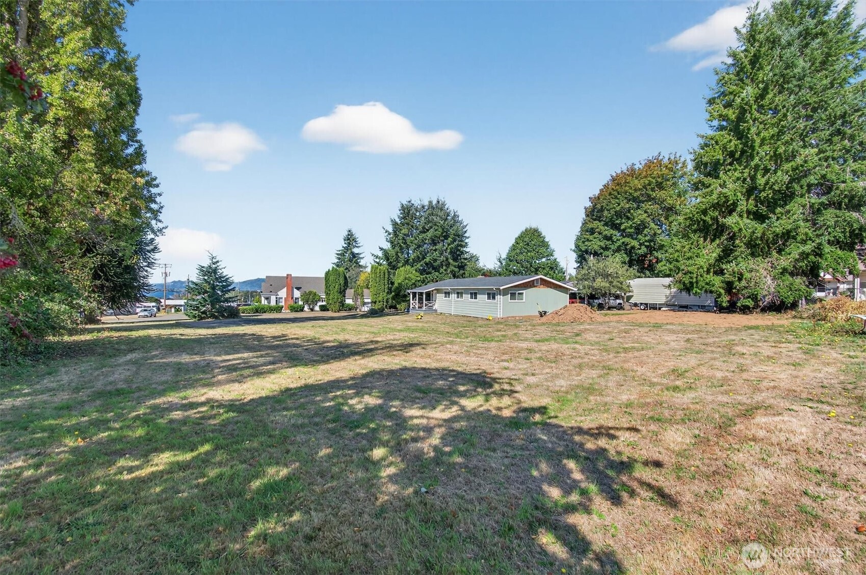 198 Alder Street Property Photo 6