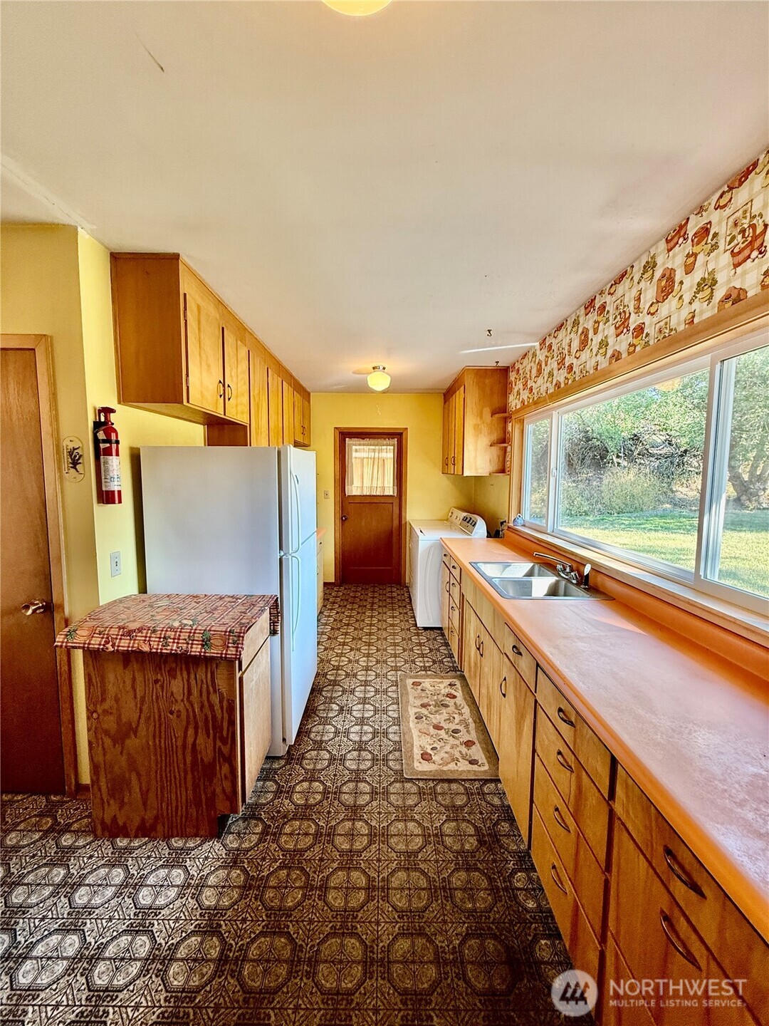 348 Hatley Gulch Road Property Photo 6