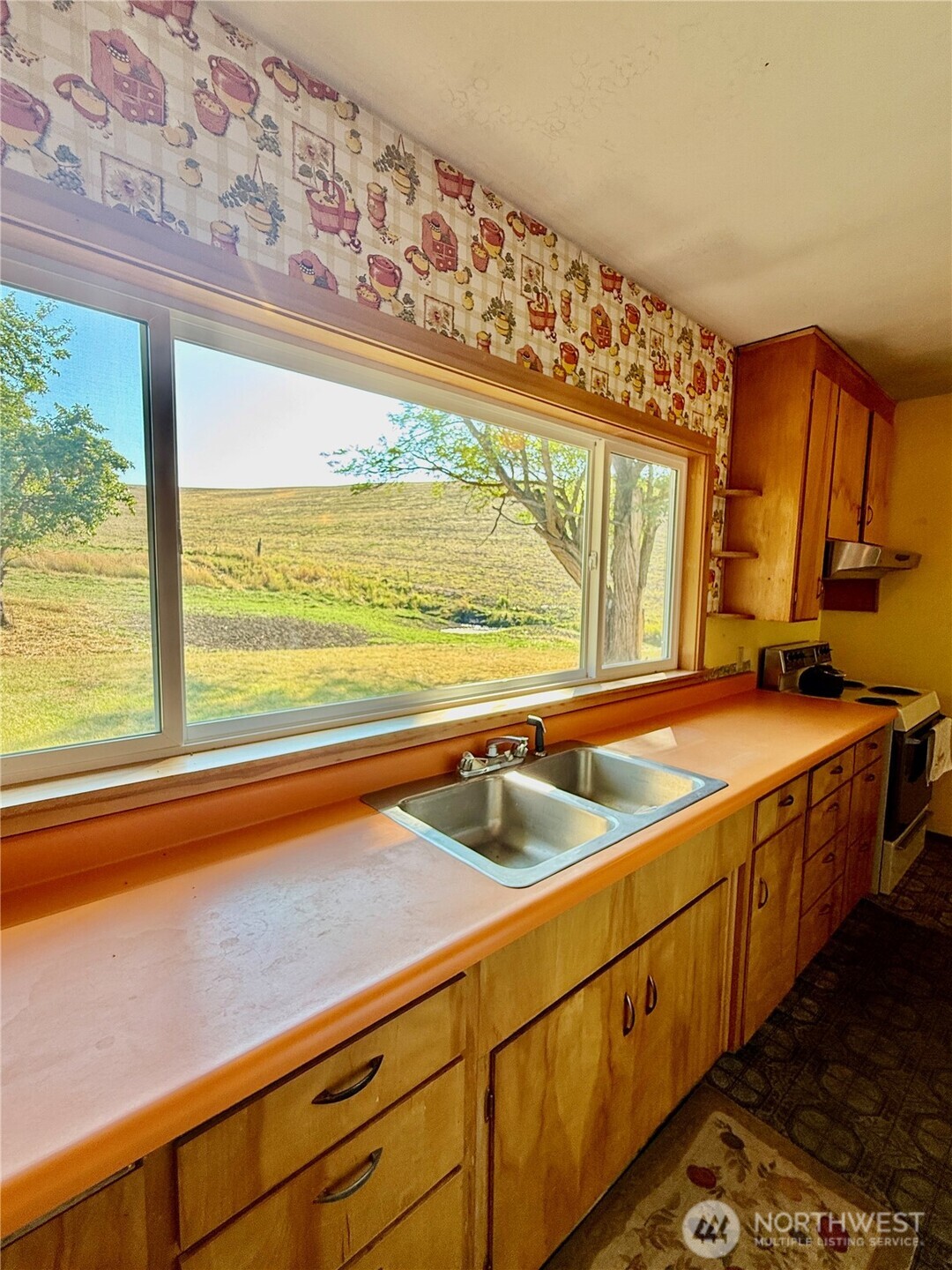 348 Hatley Gulch Road Property Photo 7