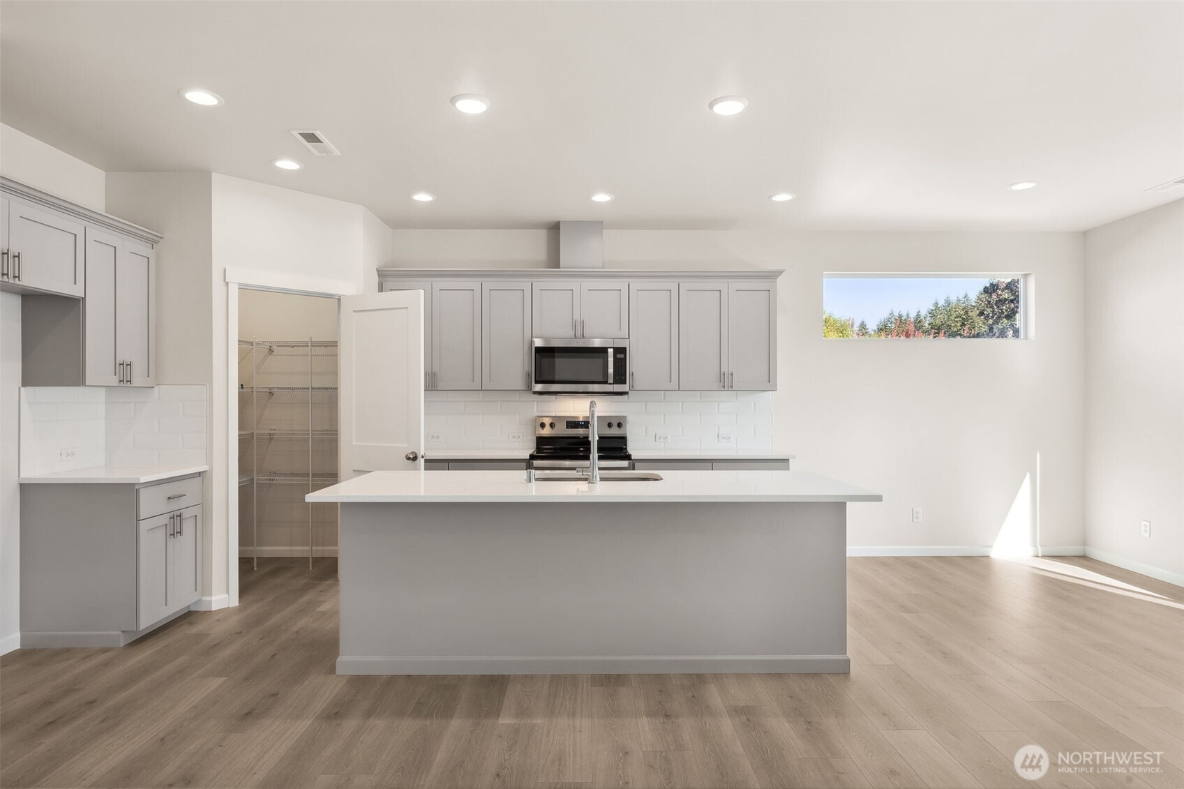 26910 30th Place 39 Property Photo 15