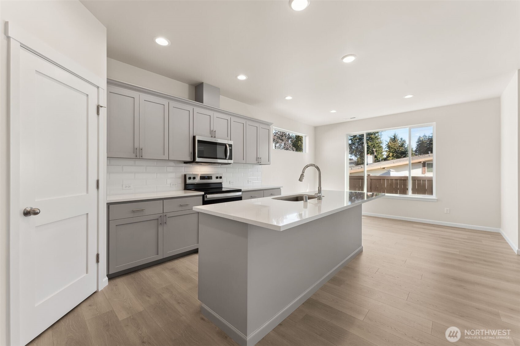 26910 30th Place 39 Property Photo 16