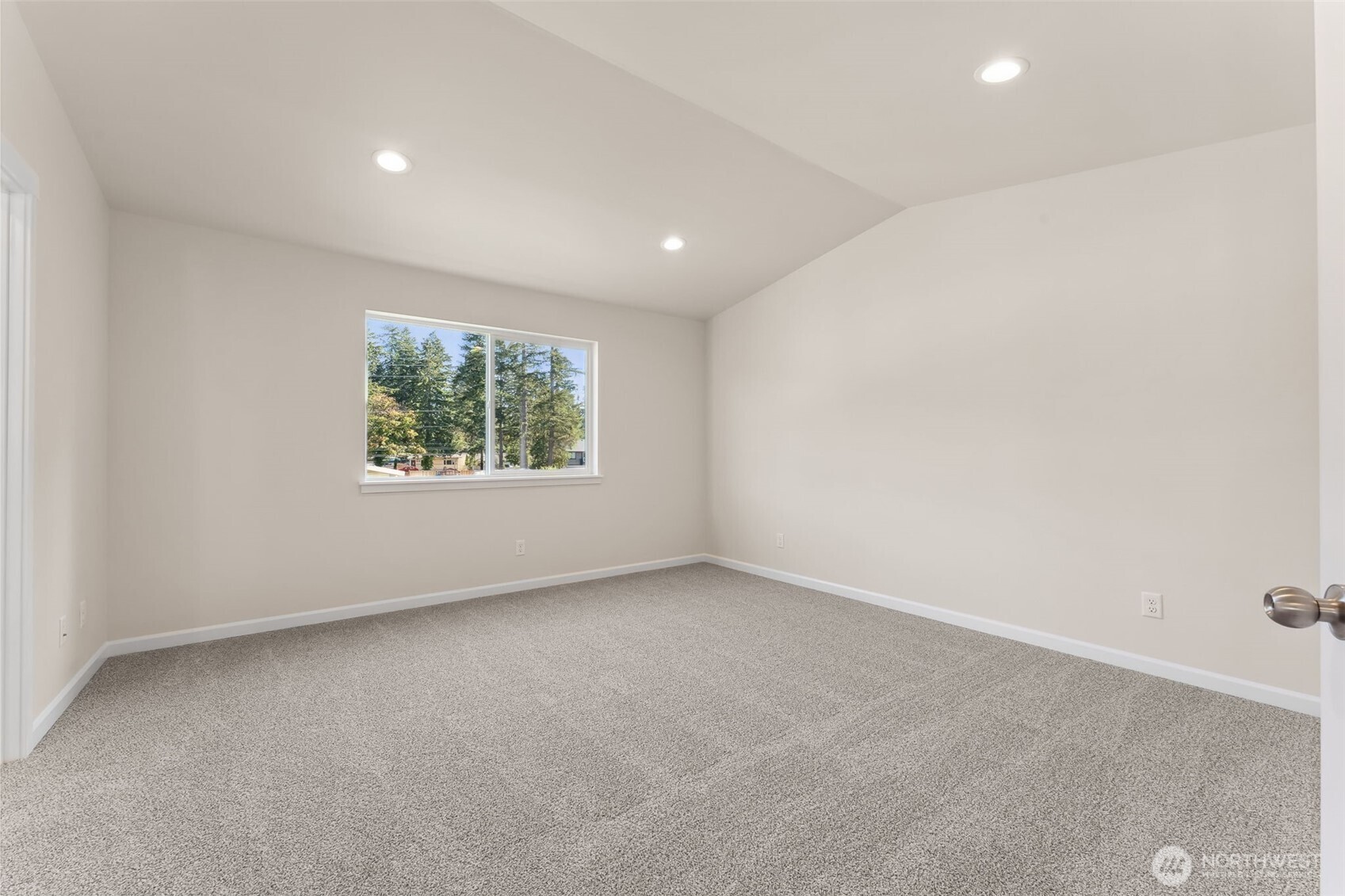 26910 30th Place 39 Property Photo 23