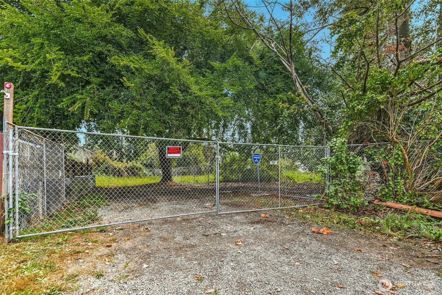523 Park Street Property Photo 16