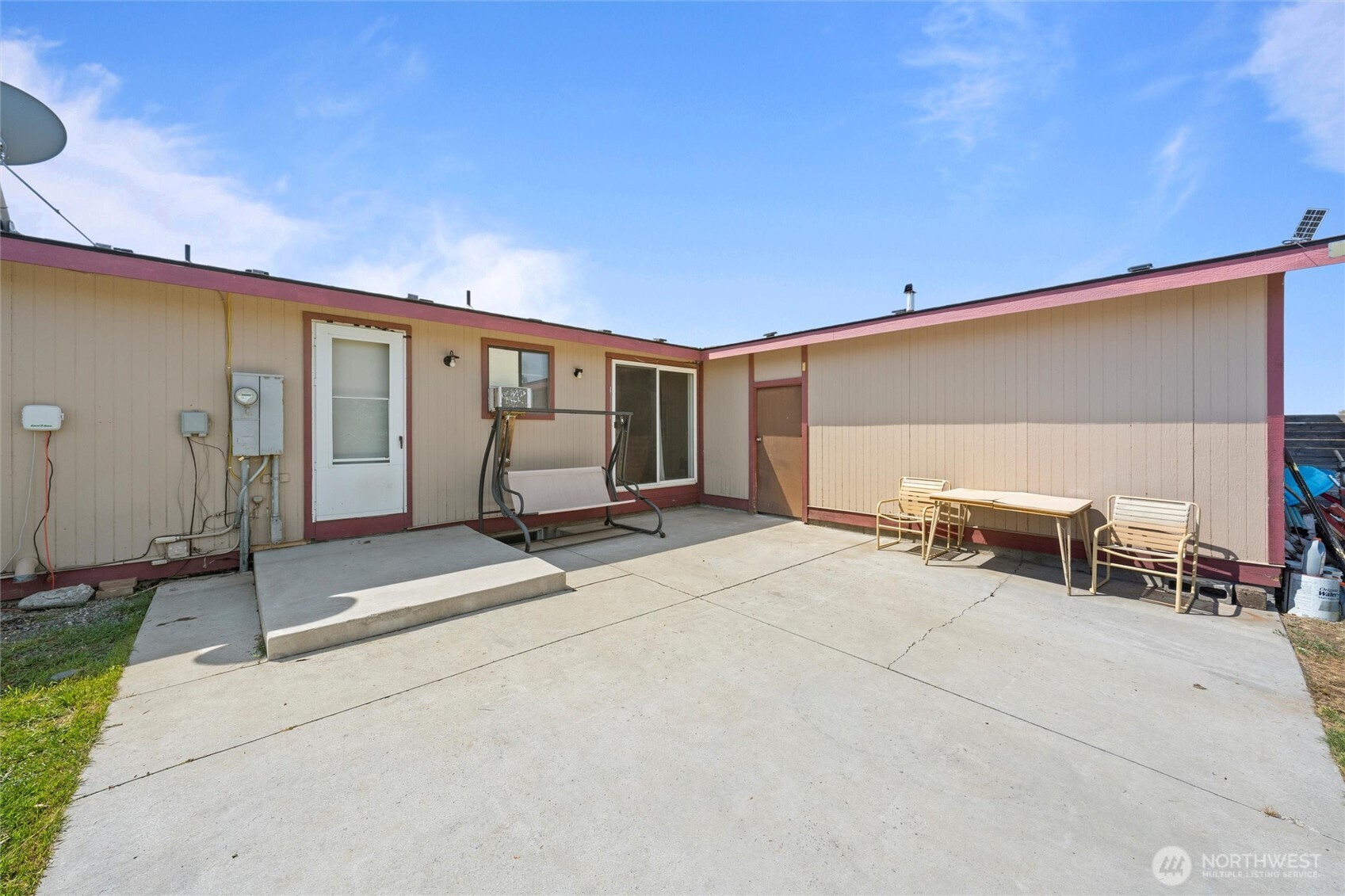 411 N Wahl Property Photo 30