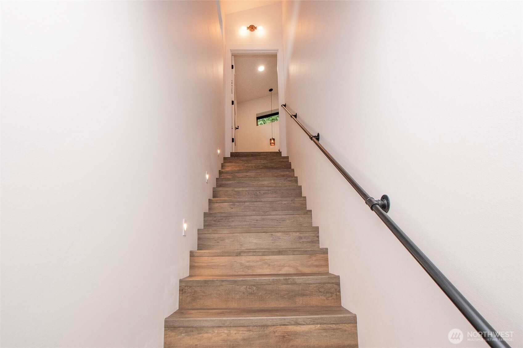 392 Buckloop Road Property Photo 3