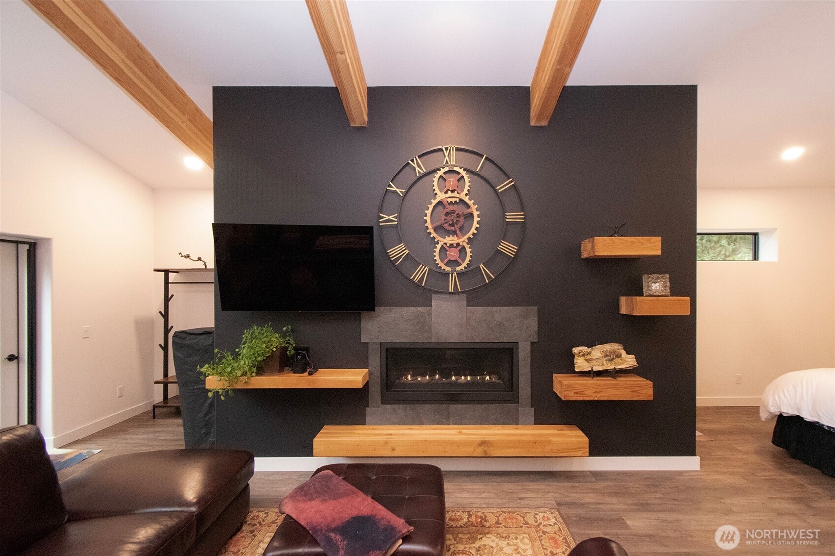 392 Buckloop Road Property Photo 6