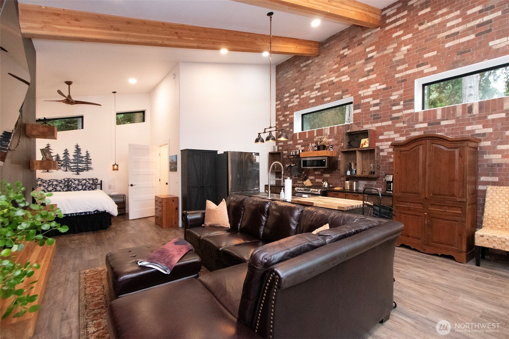 392 Buckloop Road Property Photo 8