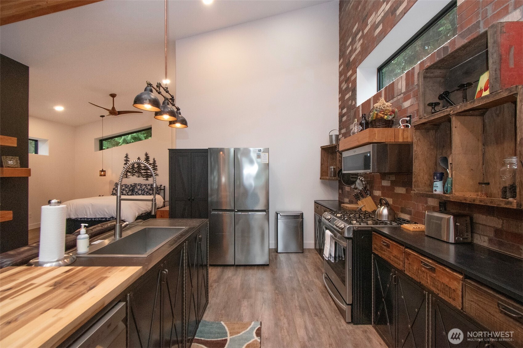 392 Buckloop Road Property Photo 9