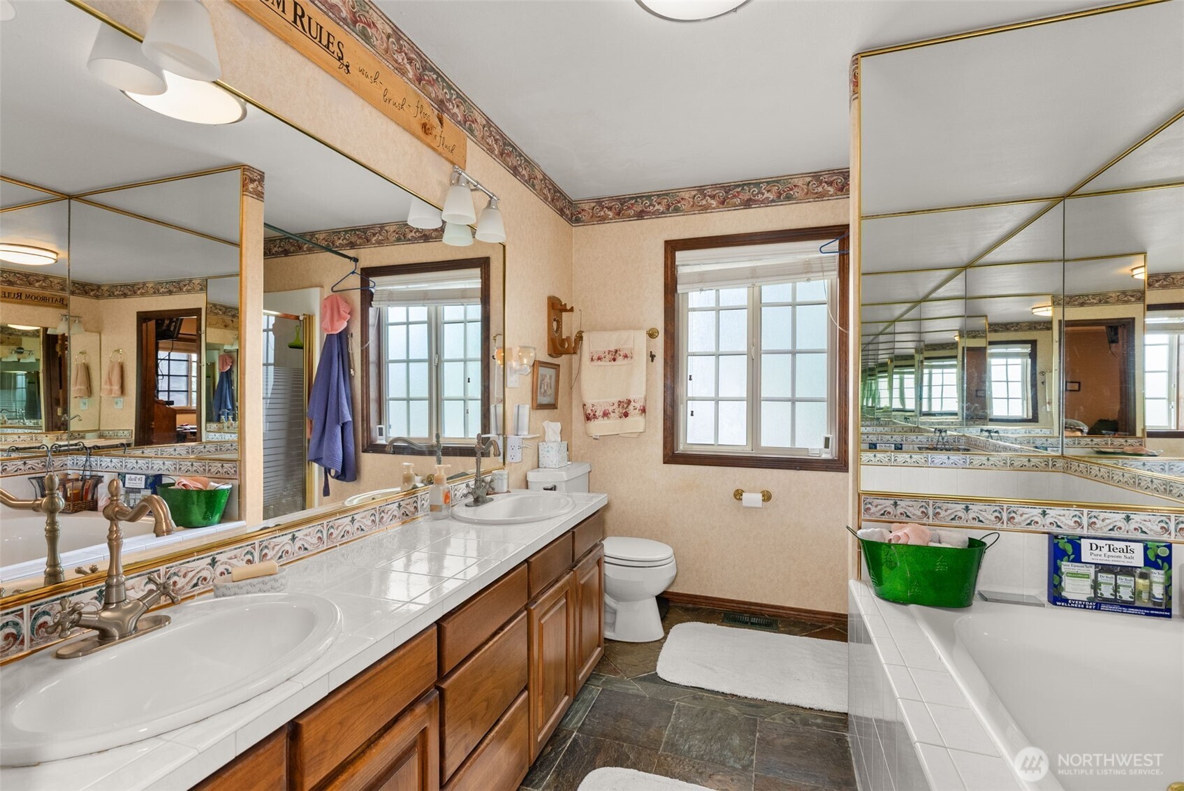 112 Village Way Drive Property Photo 24