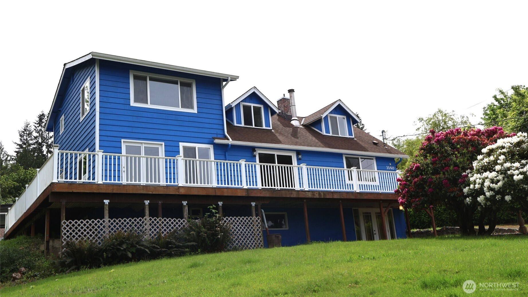 3140 E Washington