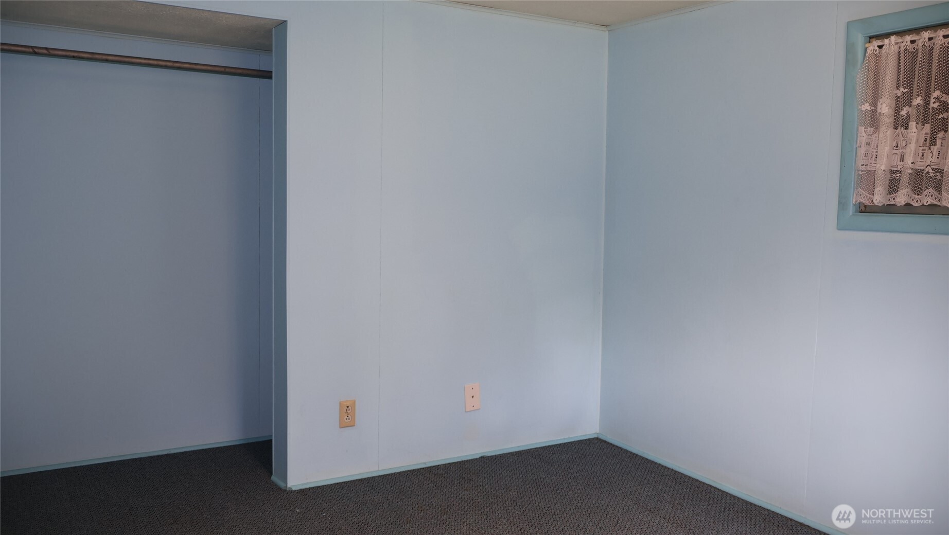 3140 E Washington Property Photo 33