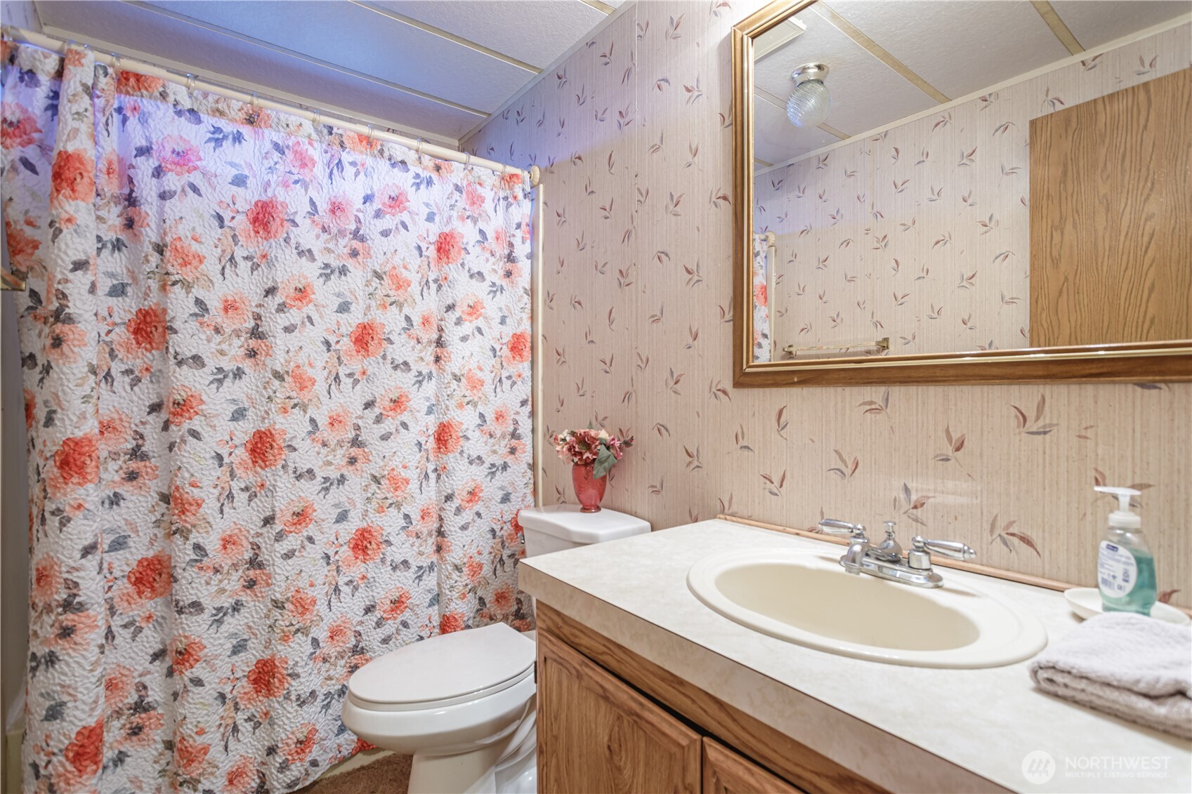 1096 Highway 7 Property Photo 15