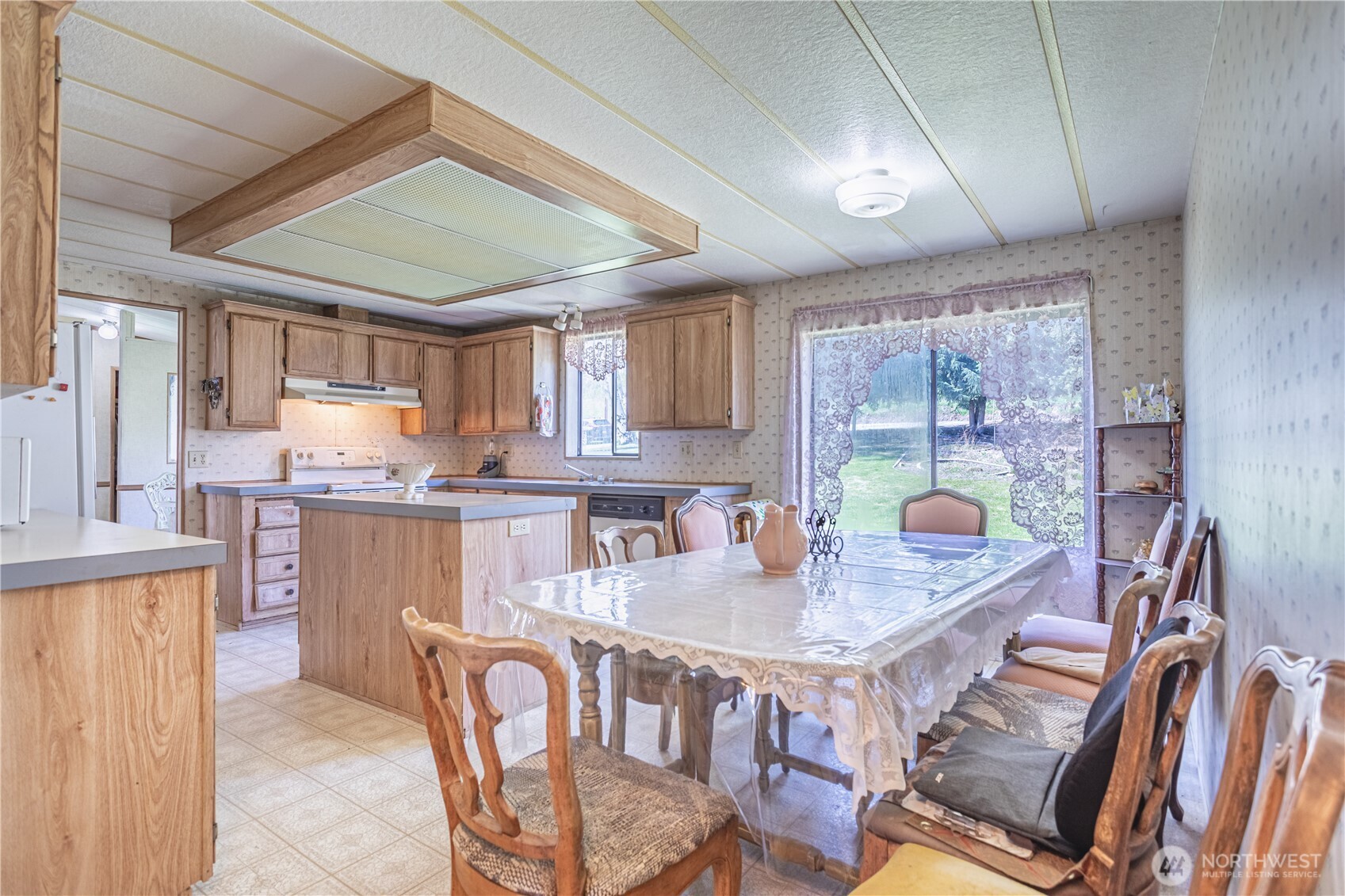 1096 Highway 7 Property Photo 19