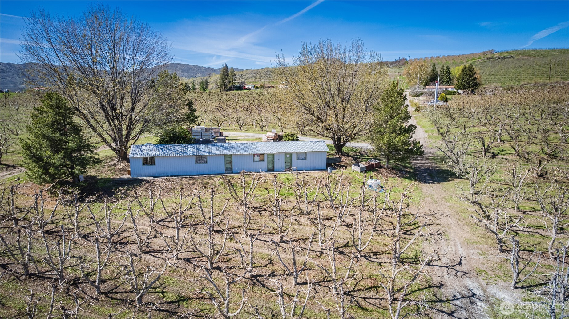 1096 Highway 7 Property Photo 24