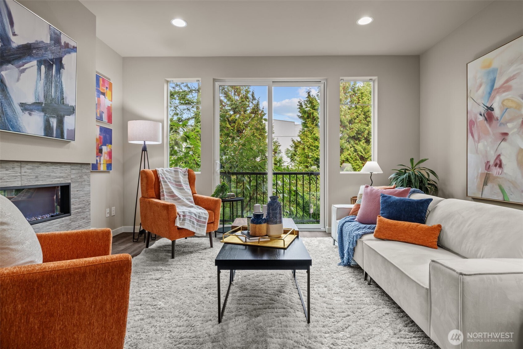 12925 3rd Avenue D3 Property Photo 5