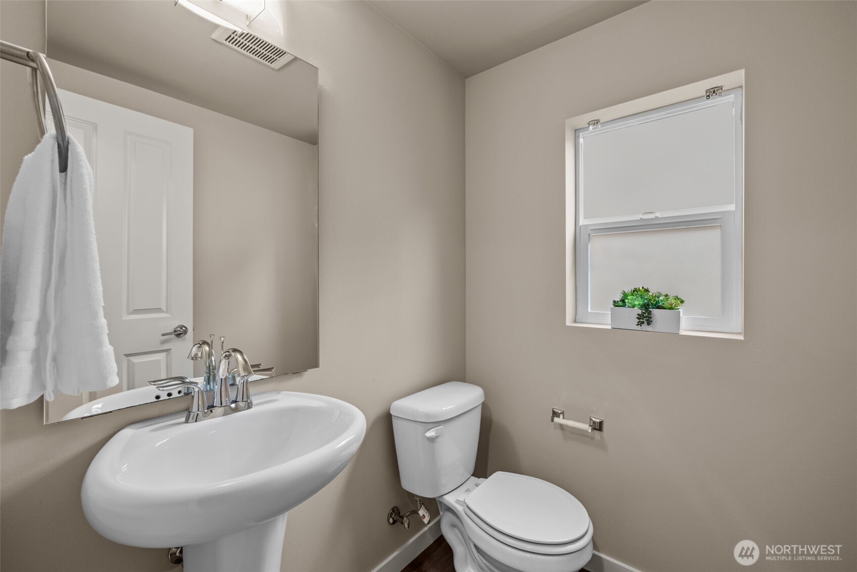 12925 3rd Avenue D3 Property Photo 14