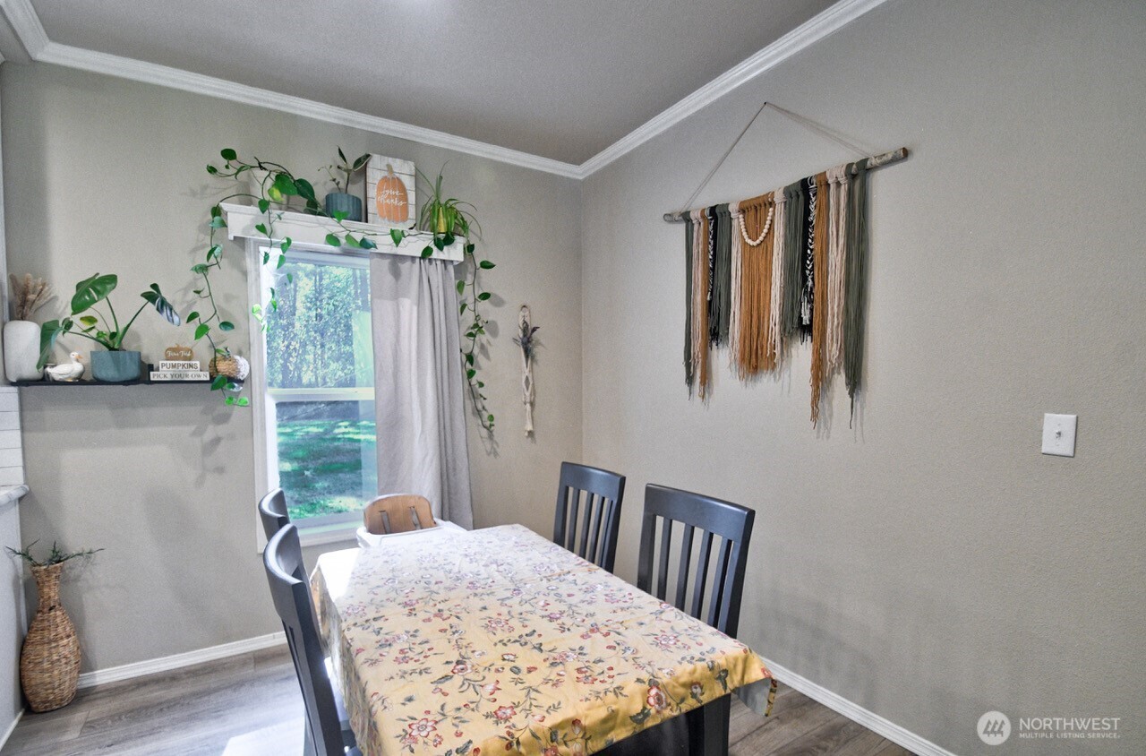 271 E Lansky Drive Property Photo 3