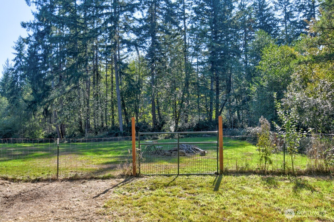 271 E Lansky Drive Property Photo 30