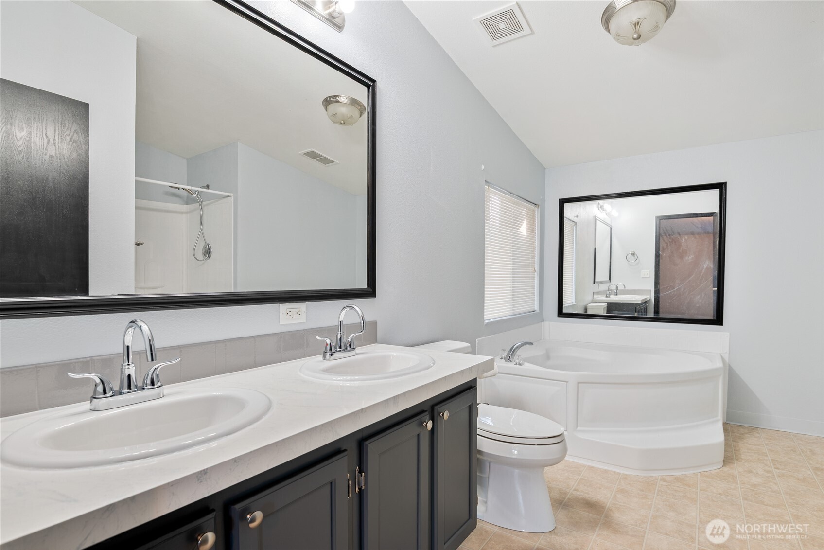 233 Concord Place Property Photo 13