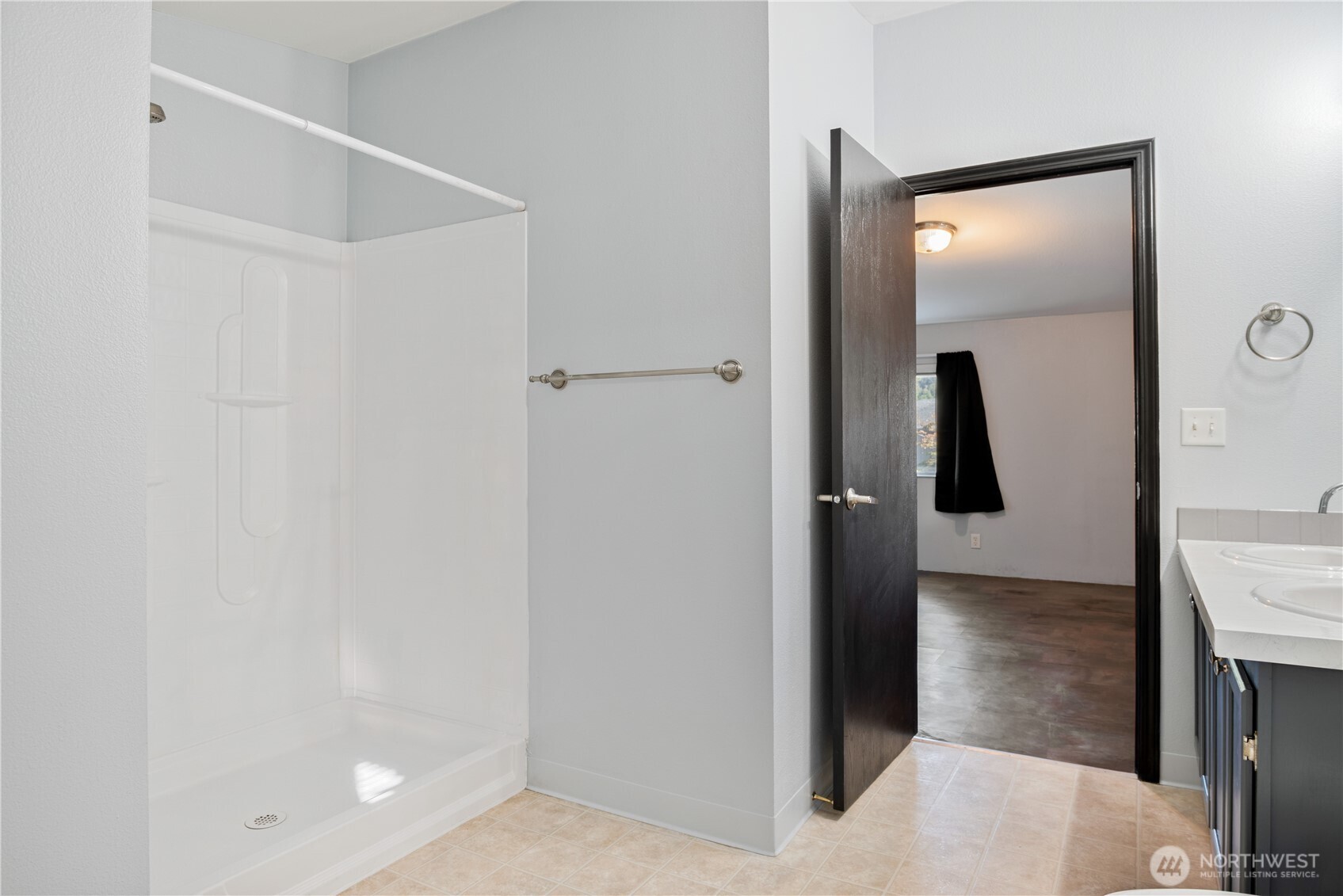 233 Concord Place Property Photo 14