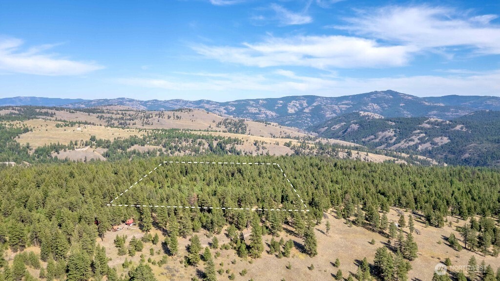 188 Rebel Road Property Photo 3