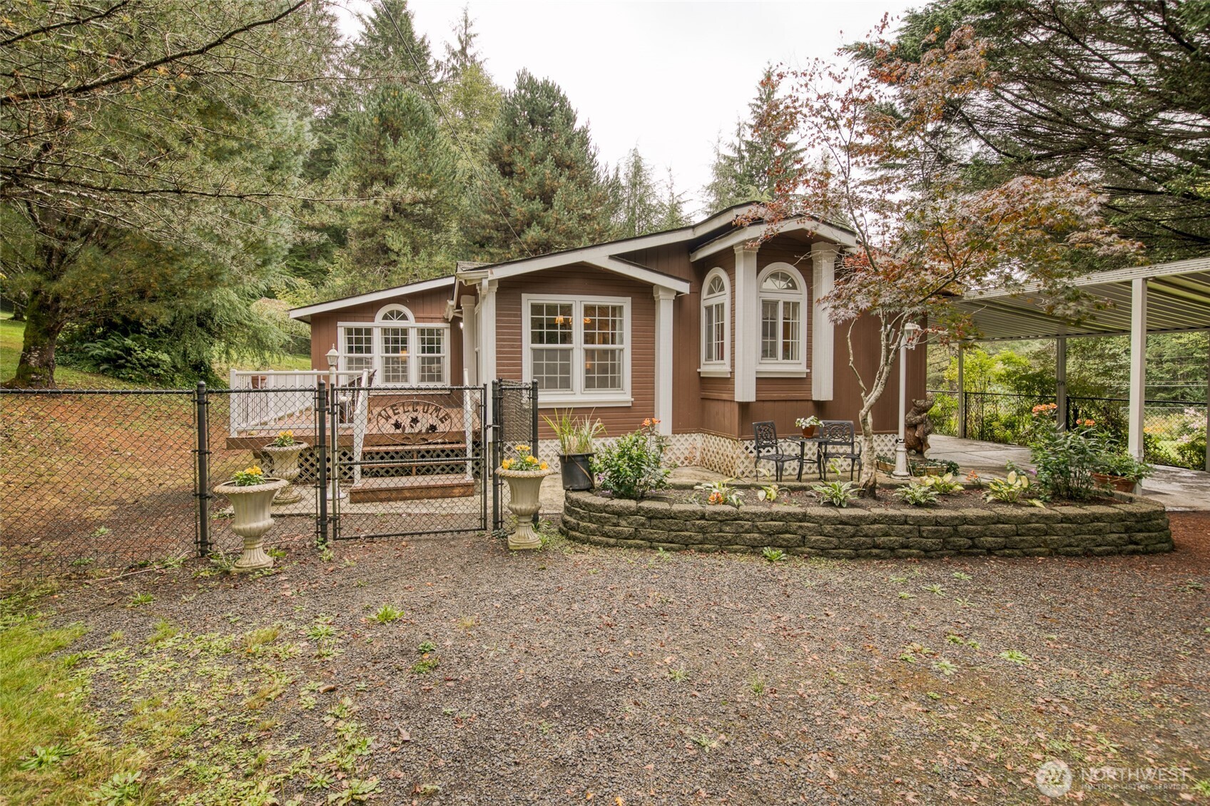 4214 Wishkah Road Property Photo 2