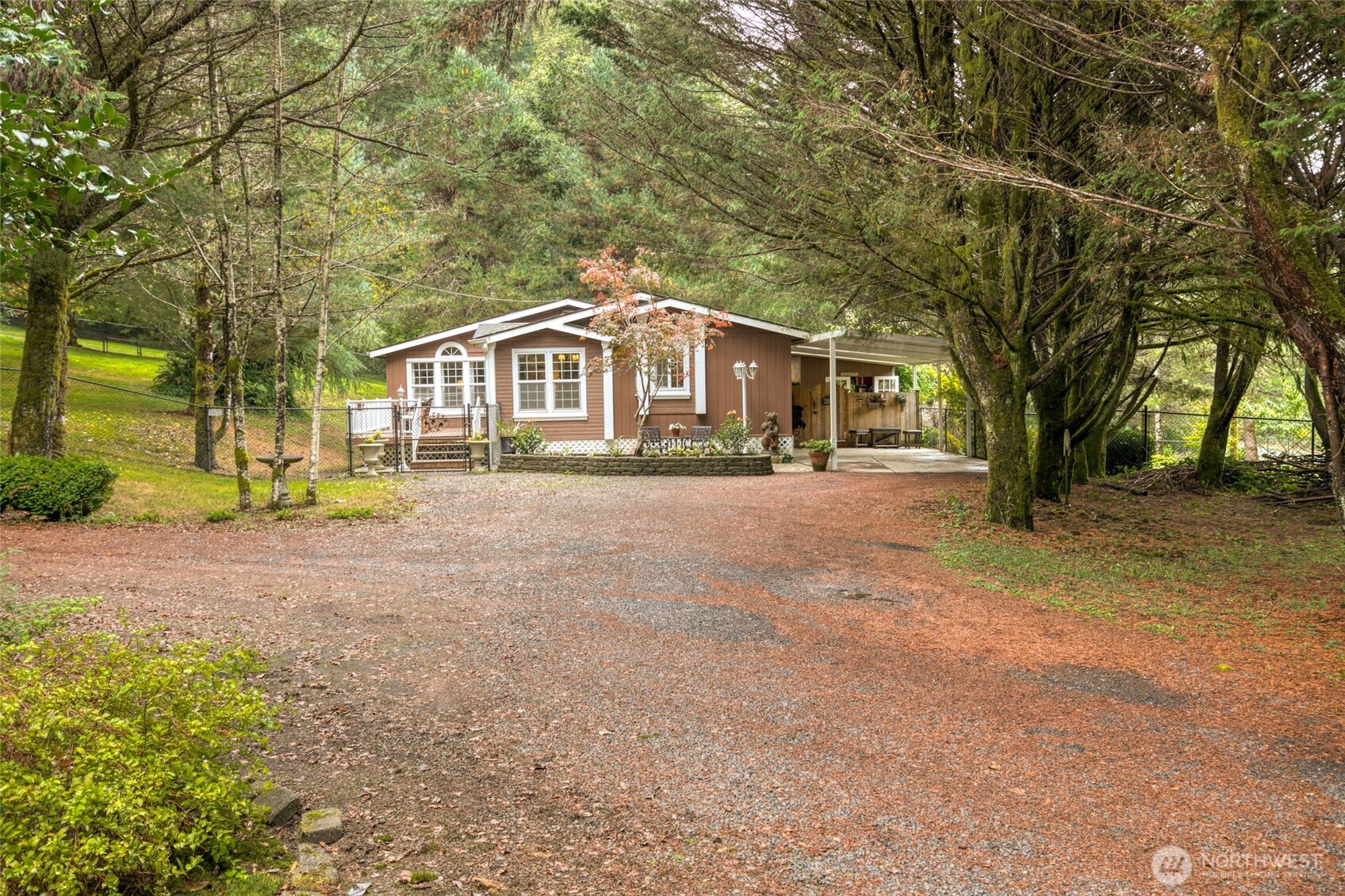 4214 Wishkah Road Property Photo 8