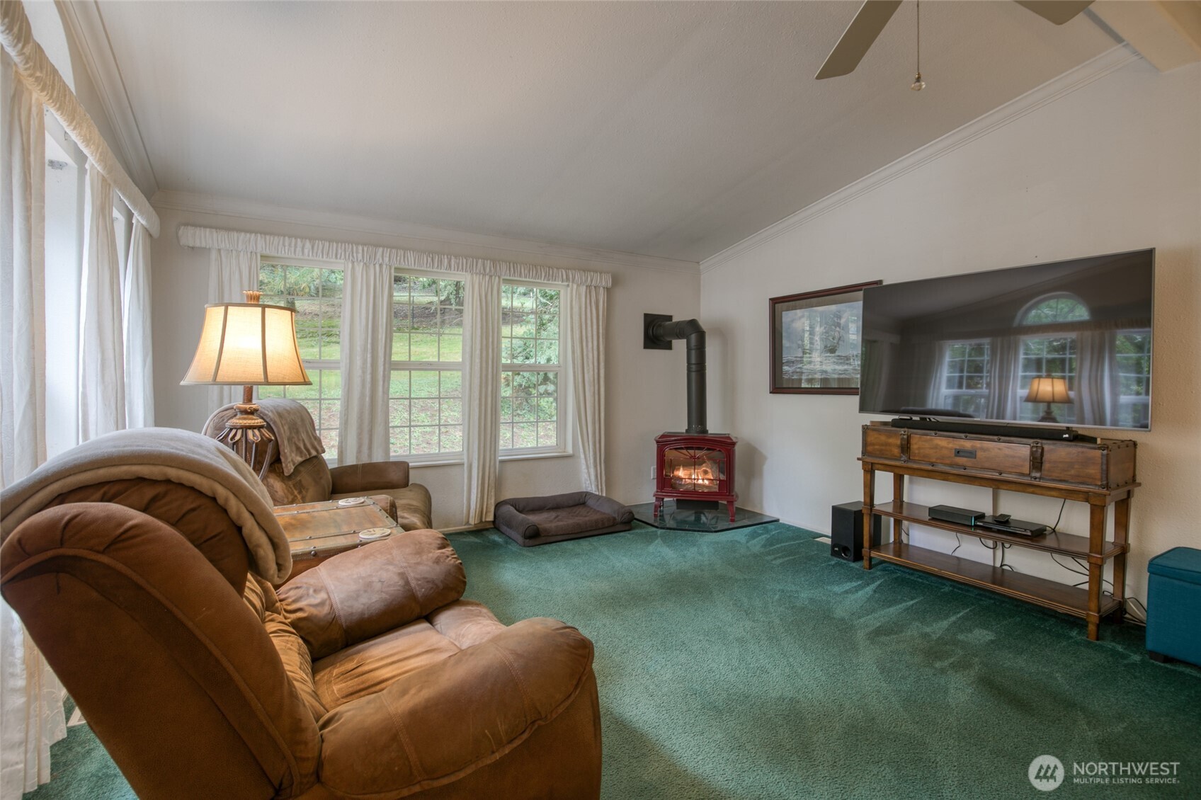 4214 Wishkah Road Property Photo 10