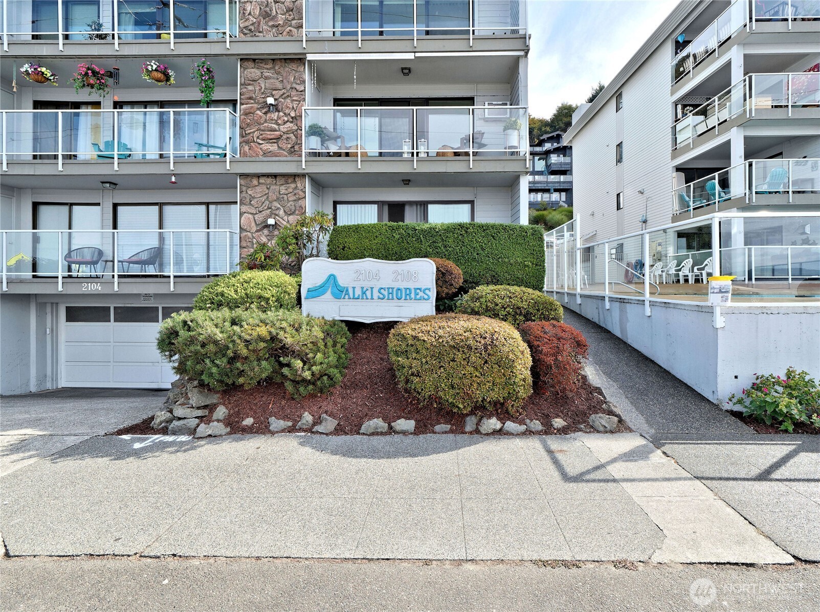 2104 Alki Avenue 205 Property Photo 3