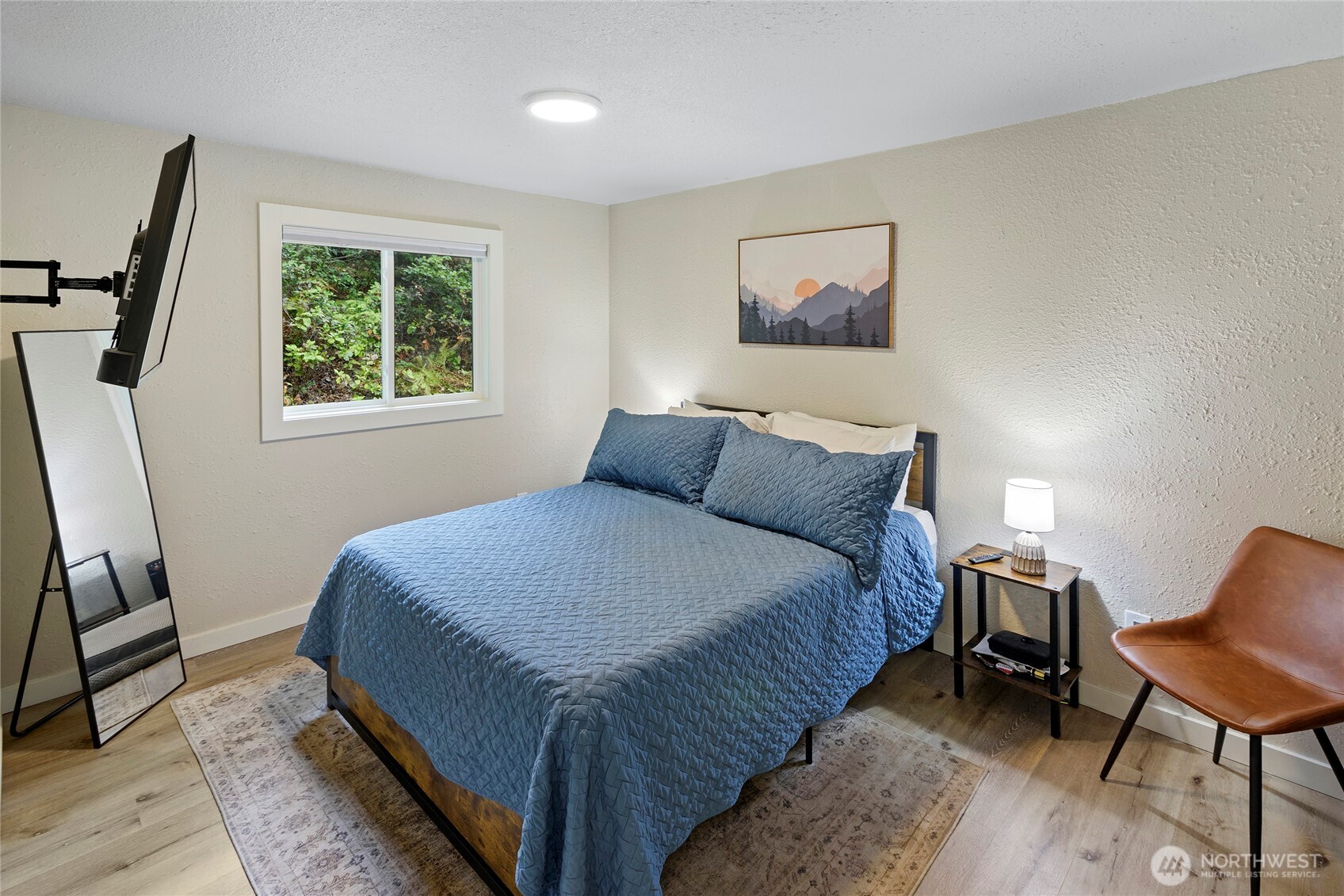 304292 Highway 101 Property Photo 34