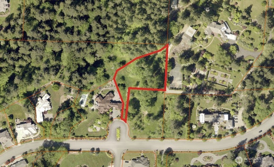 12628 208th Place Property Photo 8