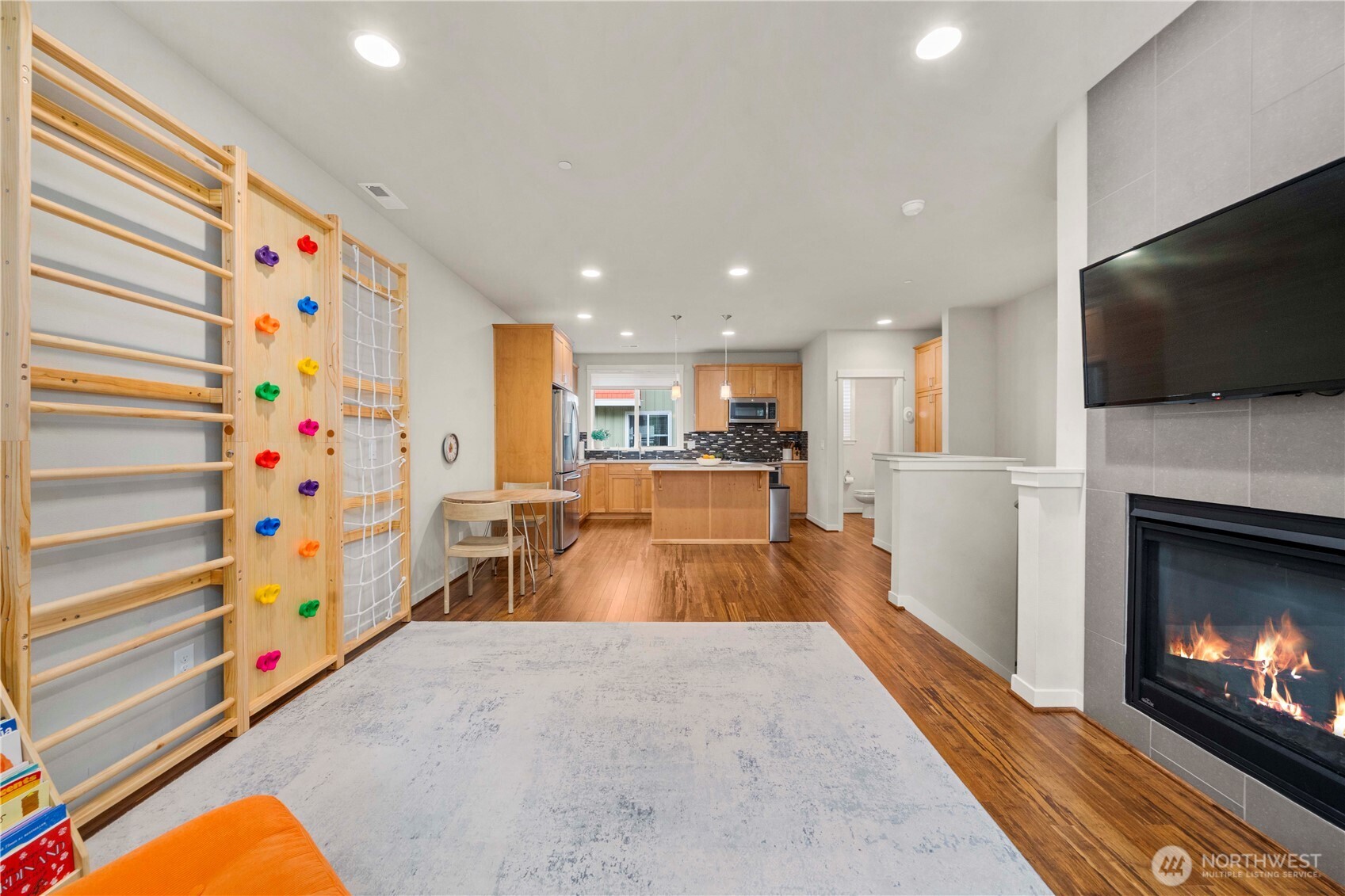 23000 Ne 8th E5 Property Photo 8