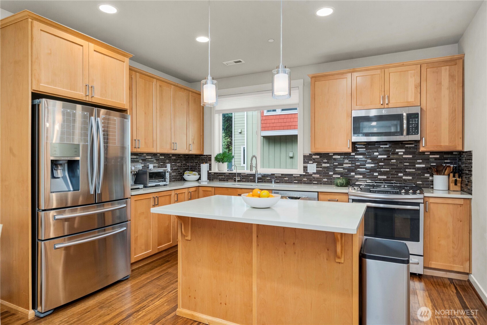 23000 Ne 8th E5 Property Photo 9