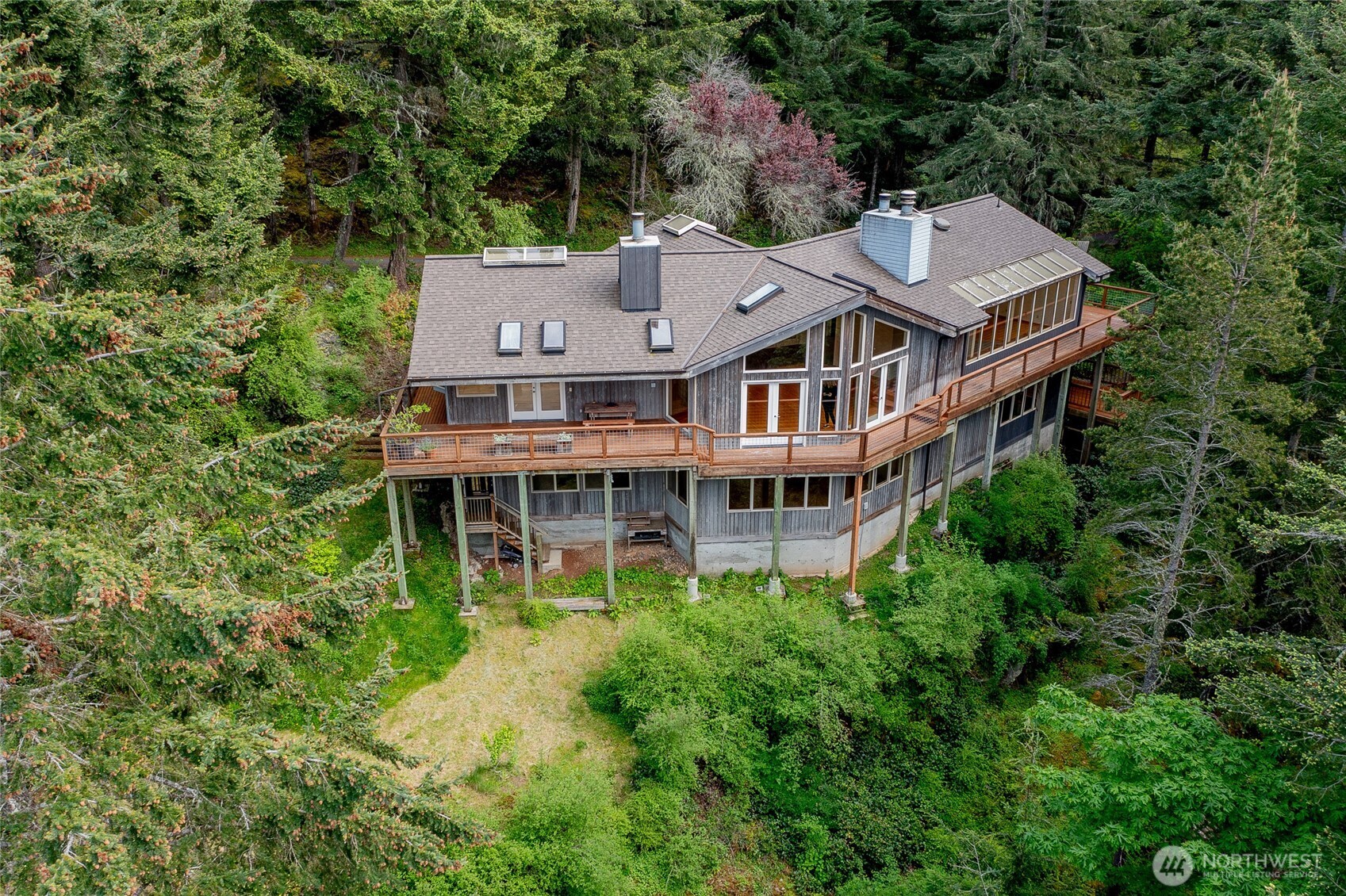 121 Switchback Road Property Photo 1
