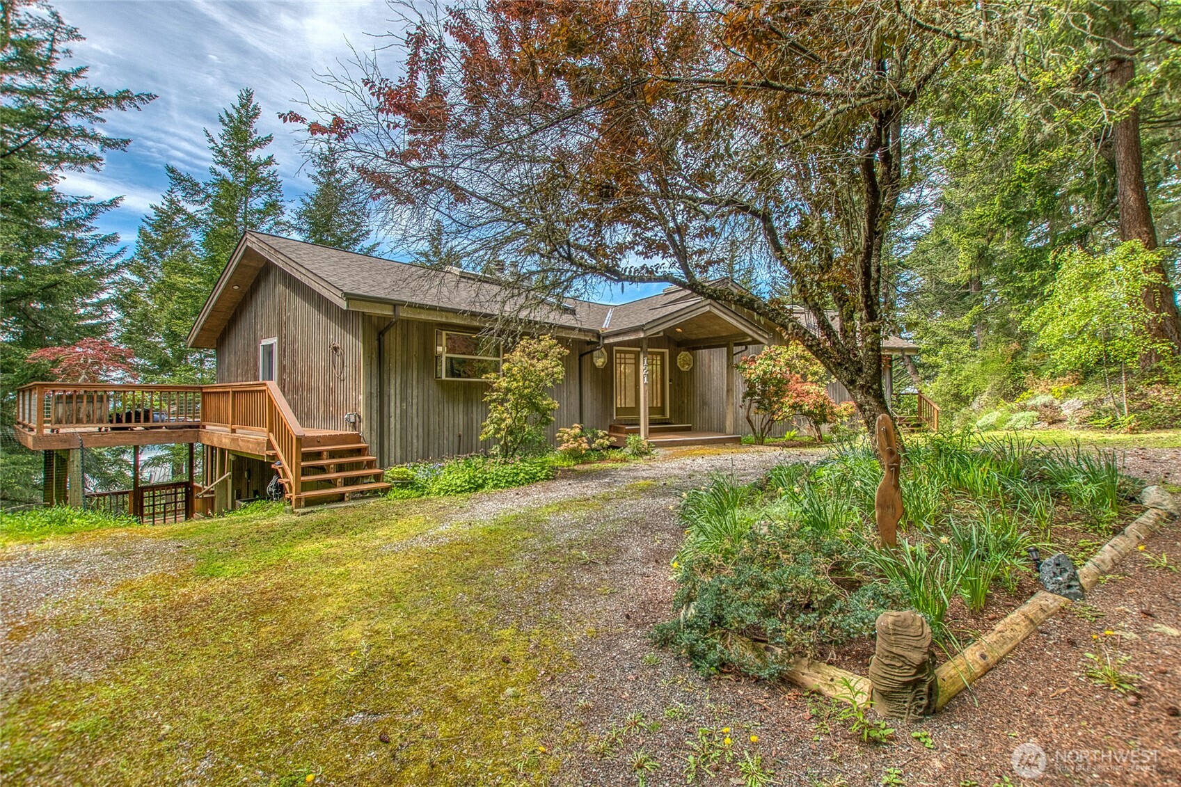121 Switchback Road Property Photo 3