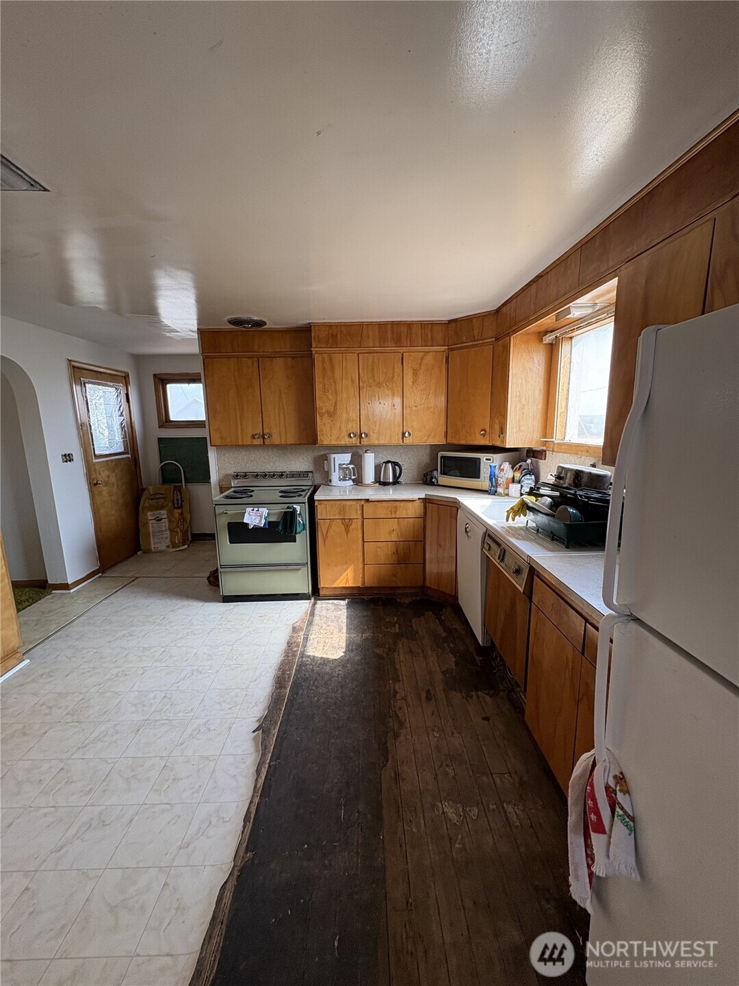 1225 N Marcellus Road Property Photo 5
