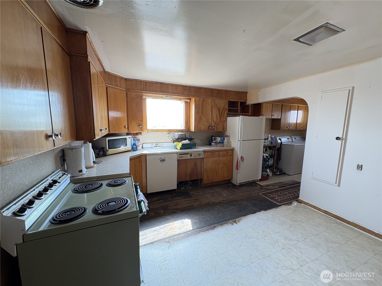 1225 N Marcellus Road Property Photo 6