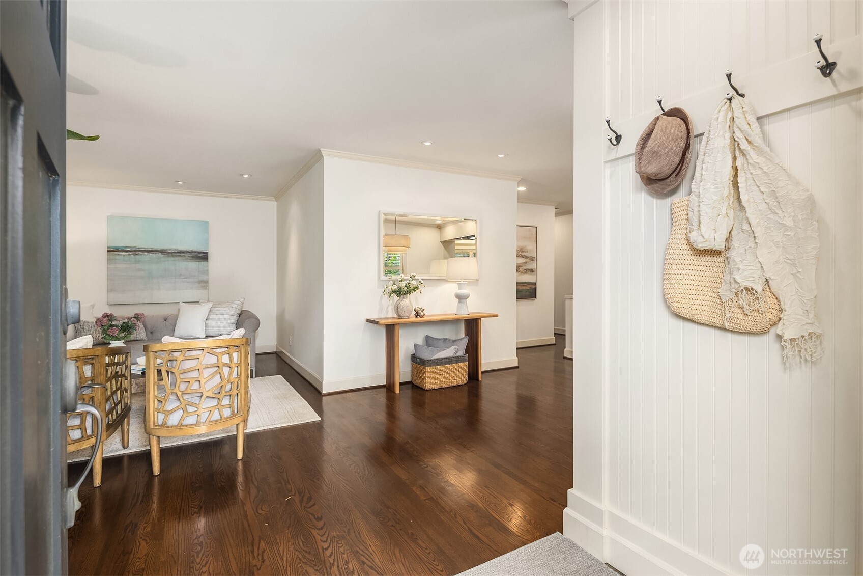 3449 Magnolia Boulevard Property Photo 6