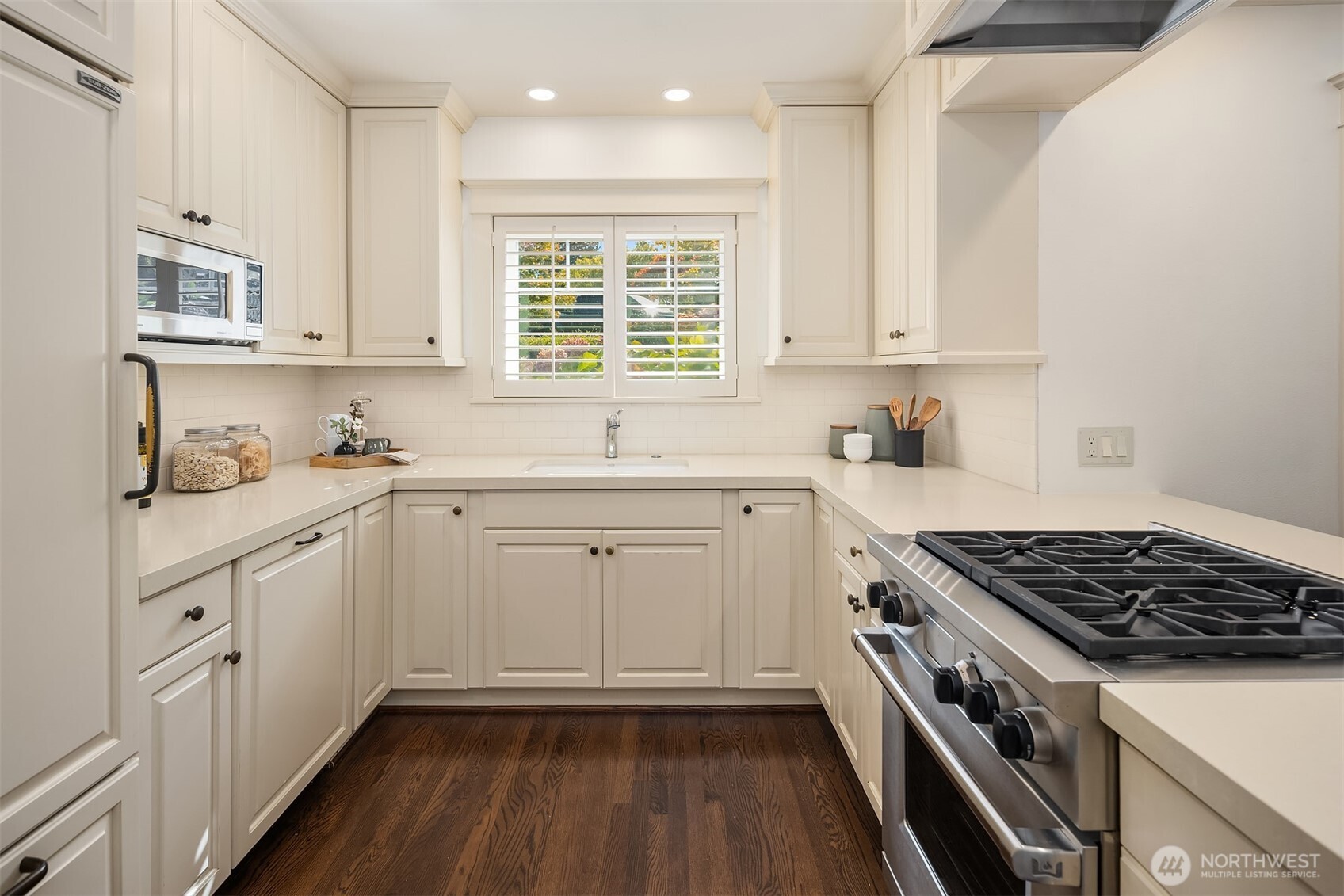 3449 Magnolia Boulevard Property Photo 11