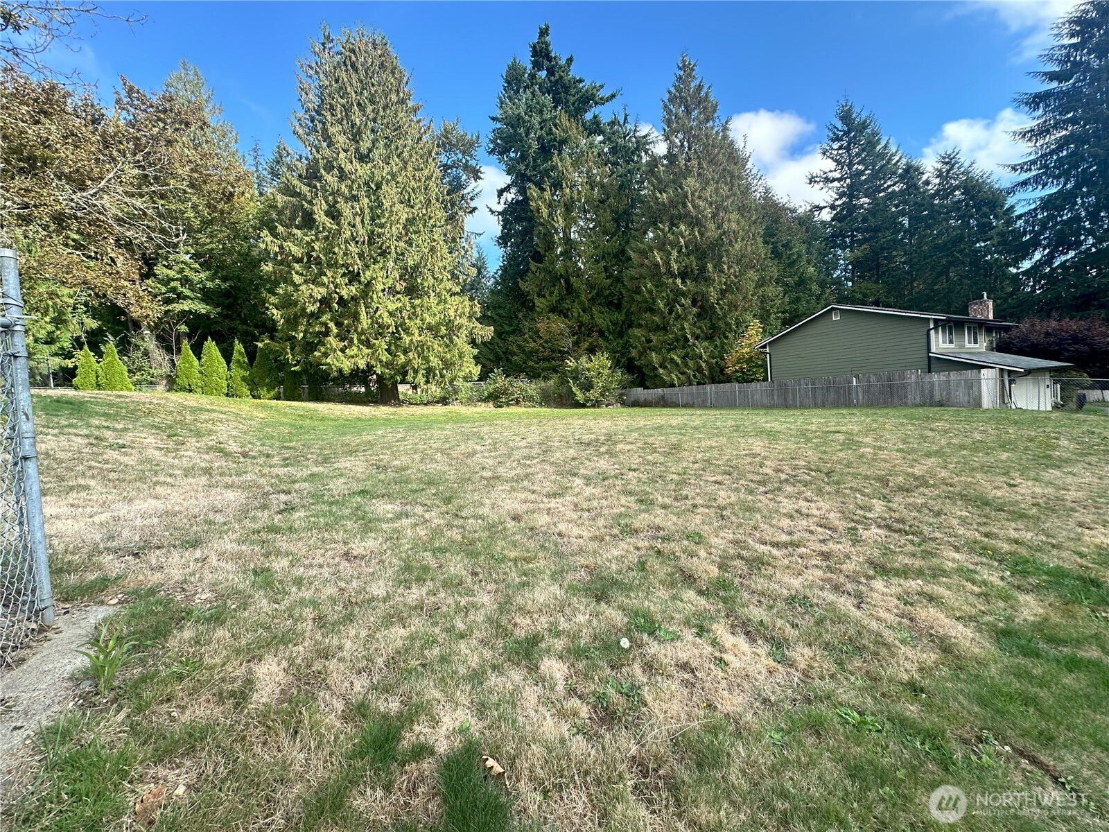 10419 46th Place Property Photo 8
