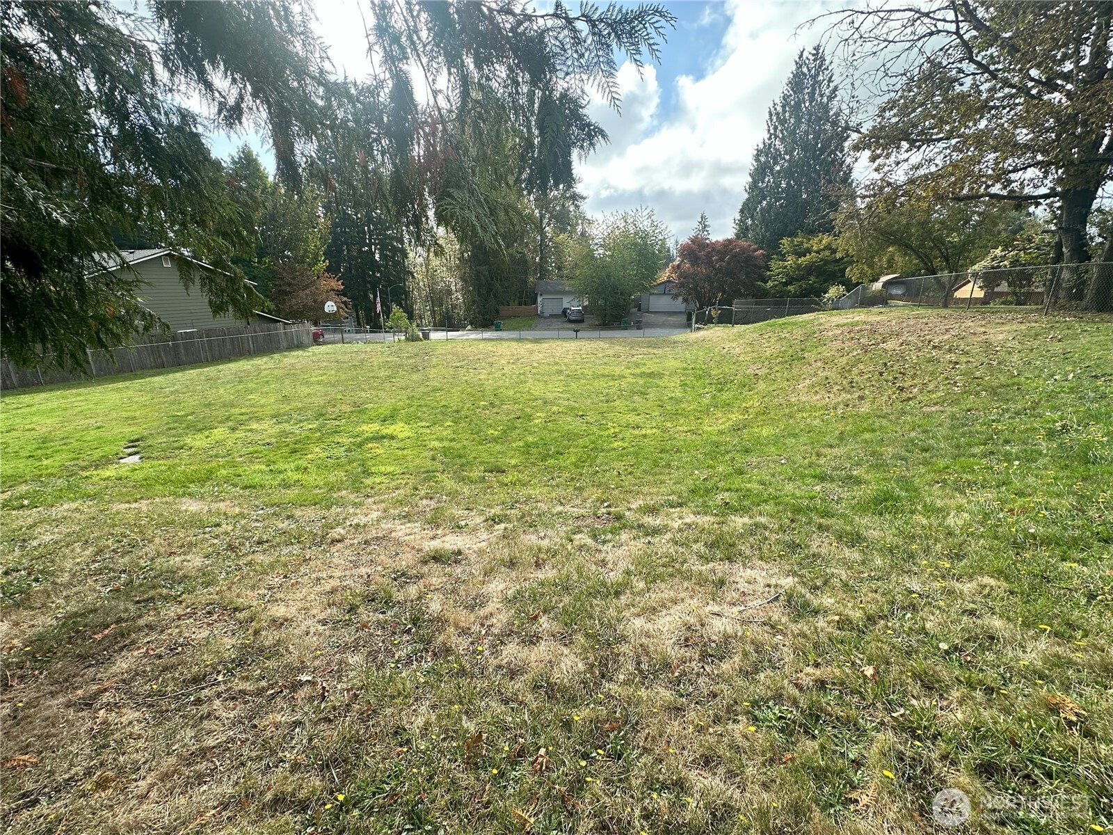10419 46th Place Property Photo 9
