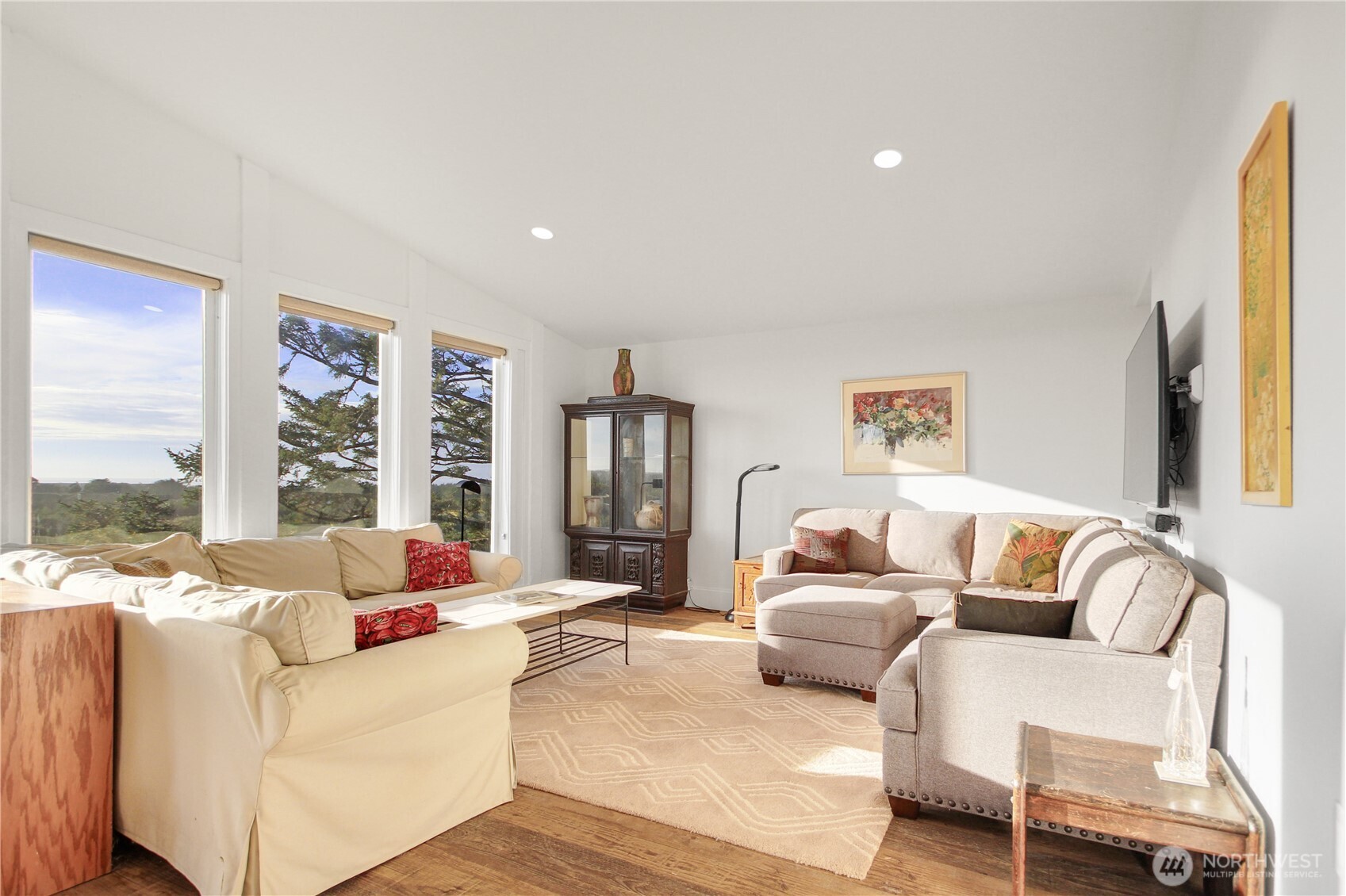35302 I Place Property Photo 10