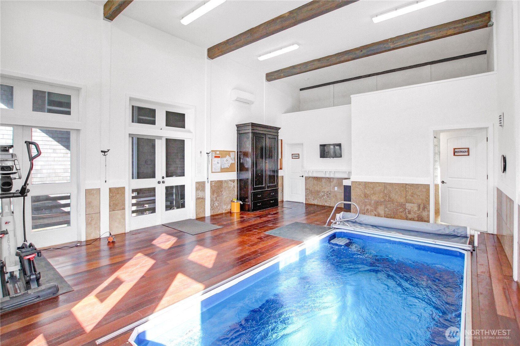 35302 I Place Property Photo 15