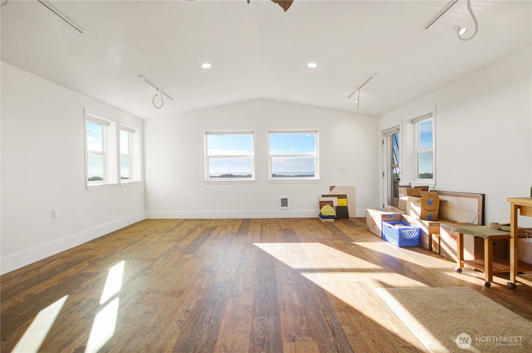 35302 I Place Property Photo 17