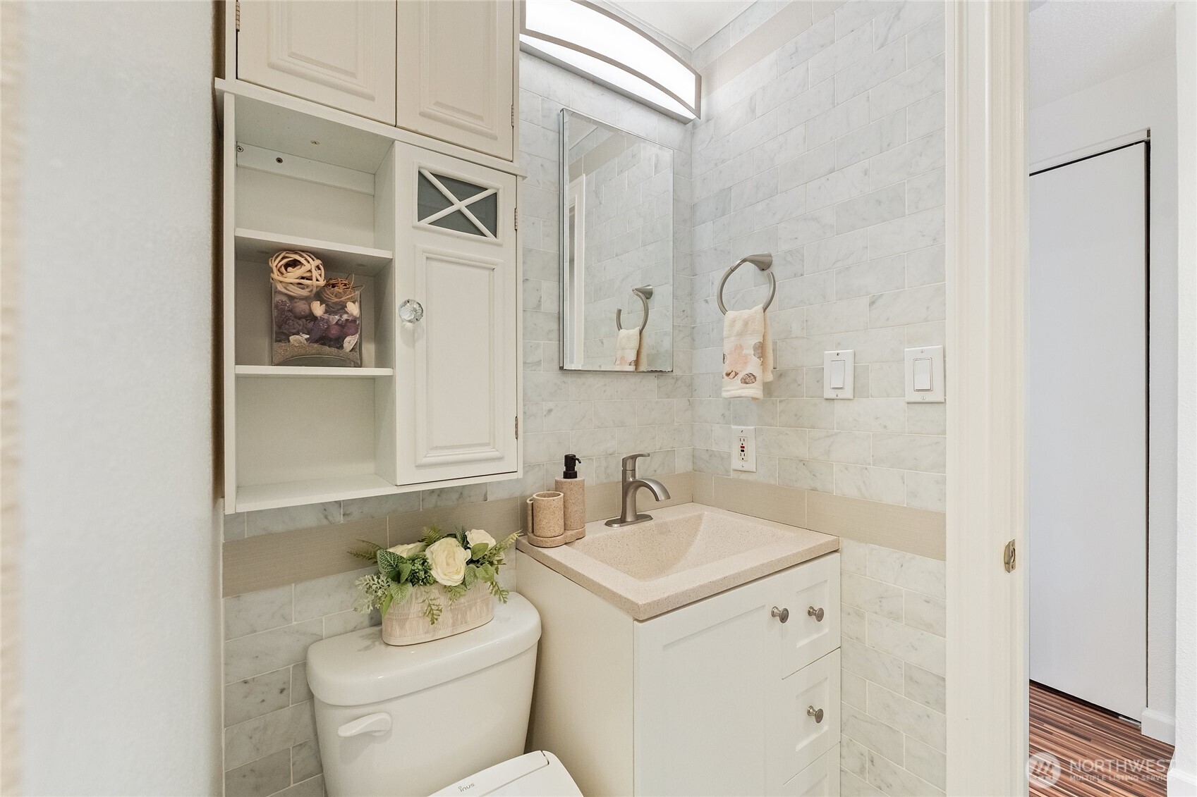 10107 Meridian Avenue Property Photo 17