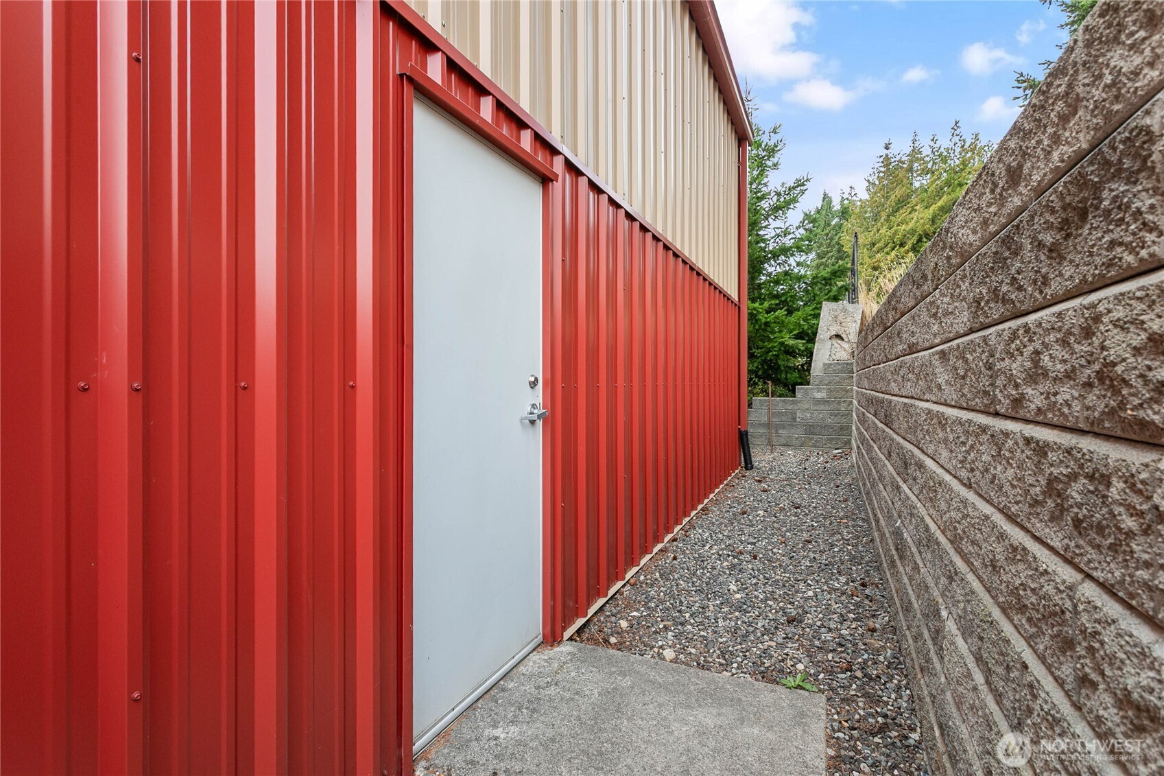 4058 Hammer Drive B101 Property Photo 4