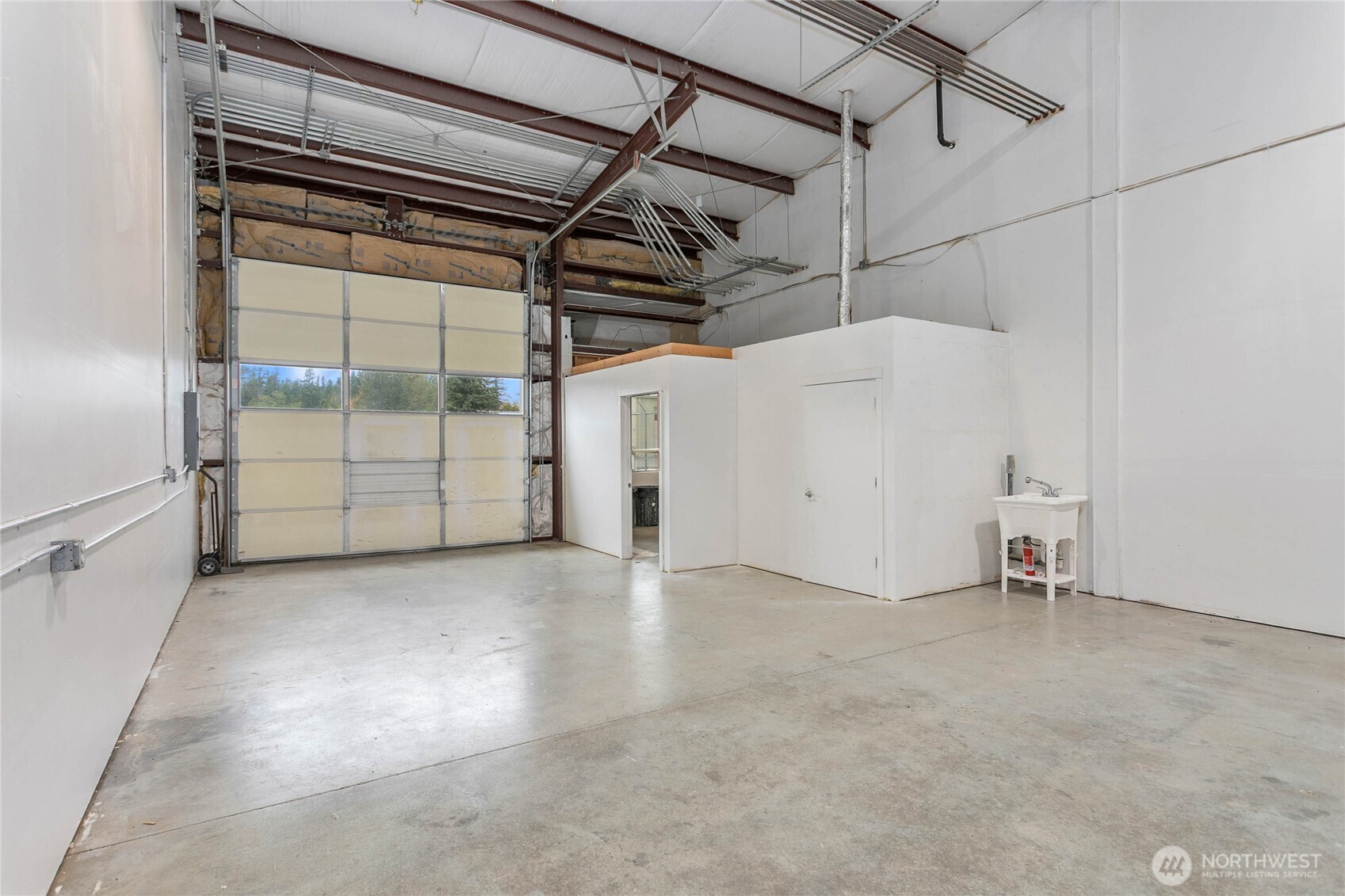 4058 Hammer Drive B101 Property Photo 9