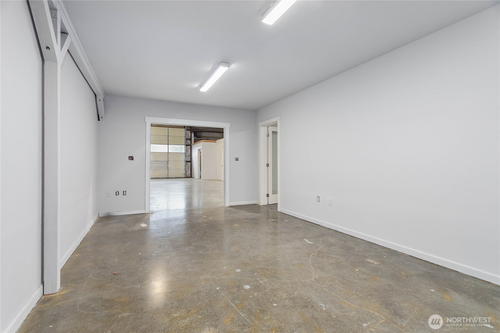 4058 Hammer Drive B101 Property Photo 11