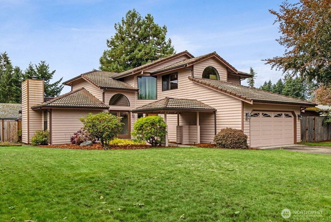 541 Stonewood Drive Property Photo 1