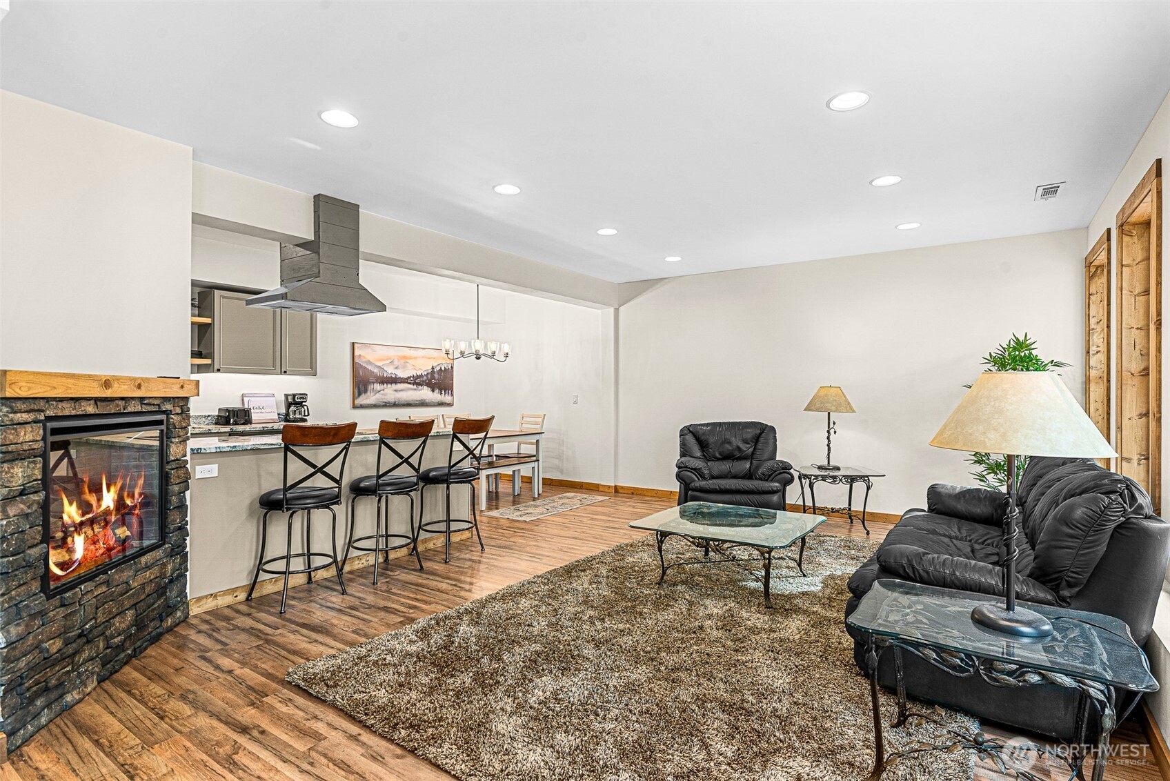 25615 Camp 12 Road Property Photo 5